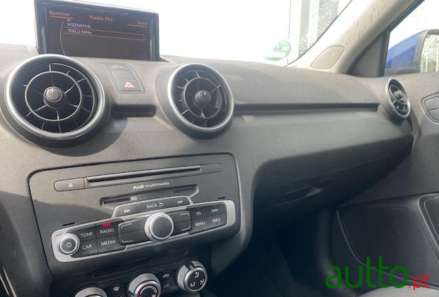 2015' Audi A1 Sportback photo #6