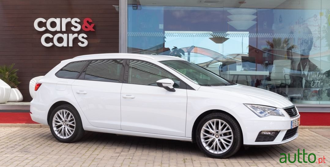 2017' SEAT Leon St photo #1