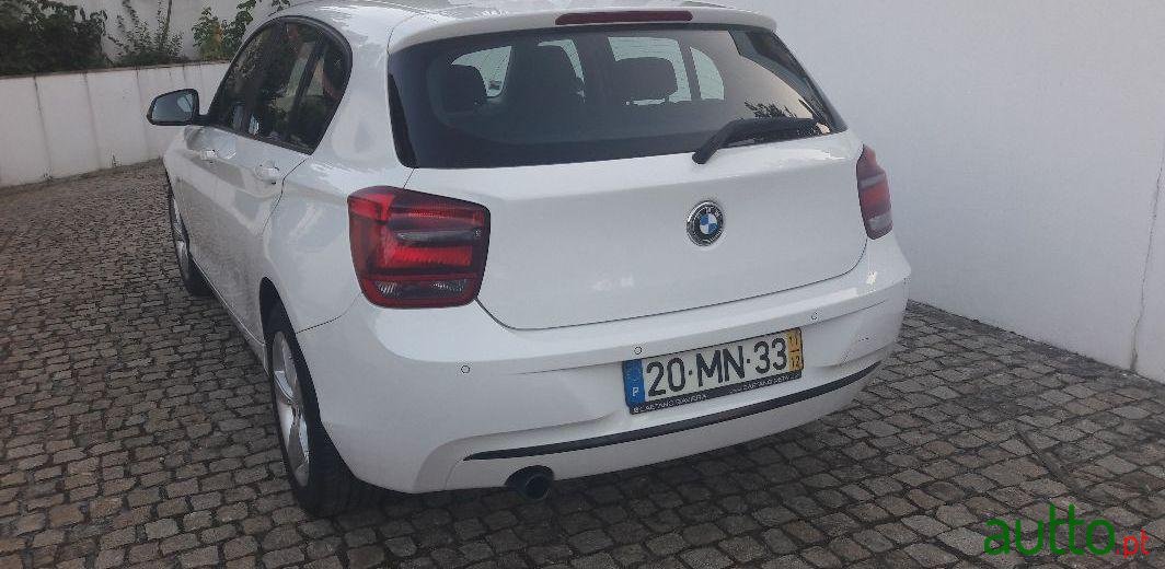 2012' BMW 118 Line Sport photo #4