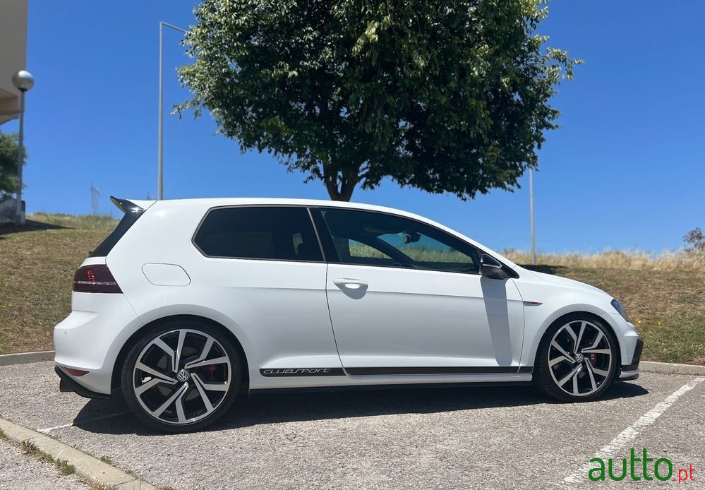 2016' Volkswagen Golf Gti photo #3