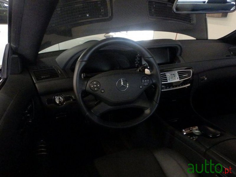 2011' Mercedes-Benz AMG photo #1