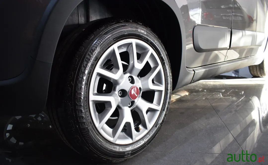 2022' Fiat Panda photo #3