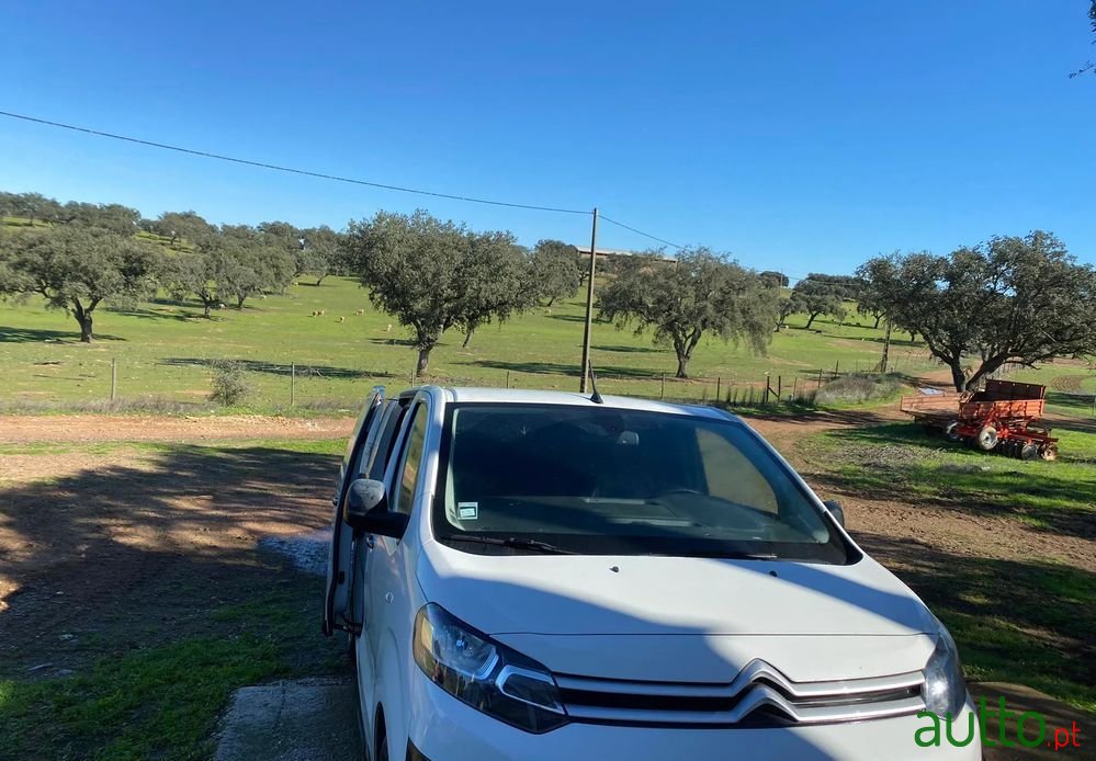 2020' Citroen Jumpy photo #1