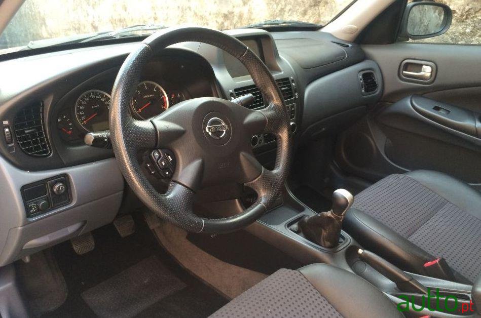 2005' Nissan Almera 1.5Dci Sport photo #2