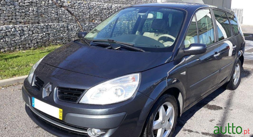 2008' Renault Grand Scenic photo #6