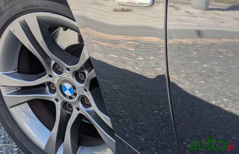 2008' BMW Série 3 D Touring photo #1
