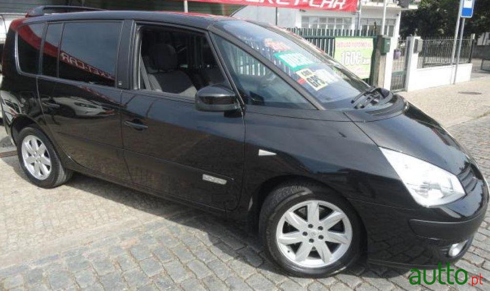 2010' Renault Grand Espace Initiale 2.0 dCi photo #1