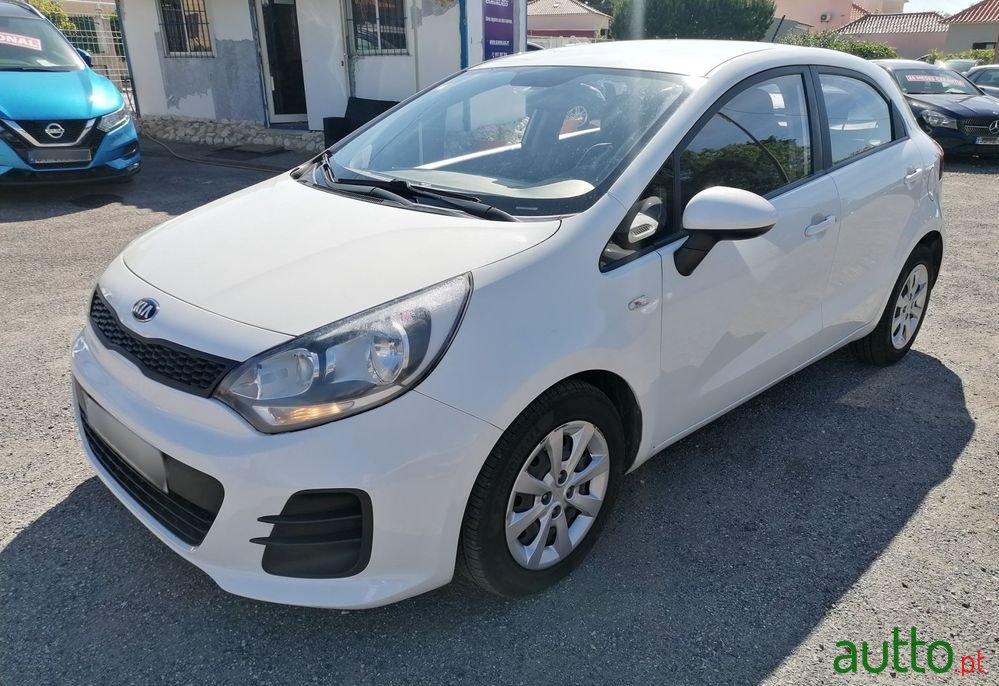 2016' Kia Rio 1.1 Crdi photo #4