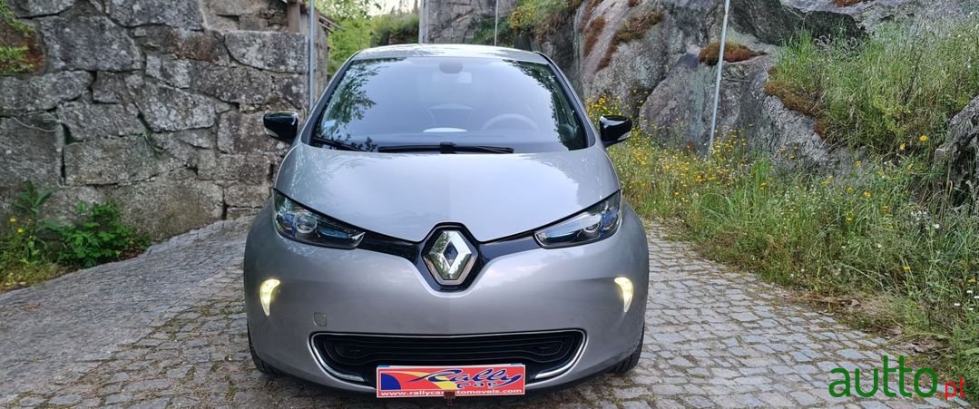 2015' Renault Zoe photo #2