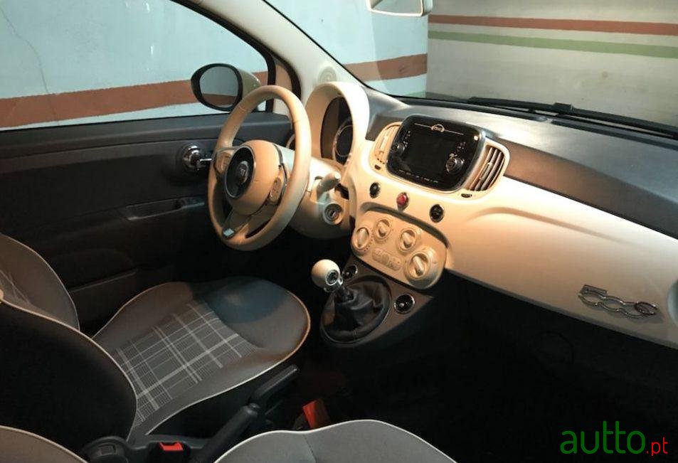 2016' Fiat 500C photo #2