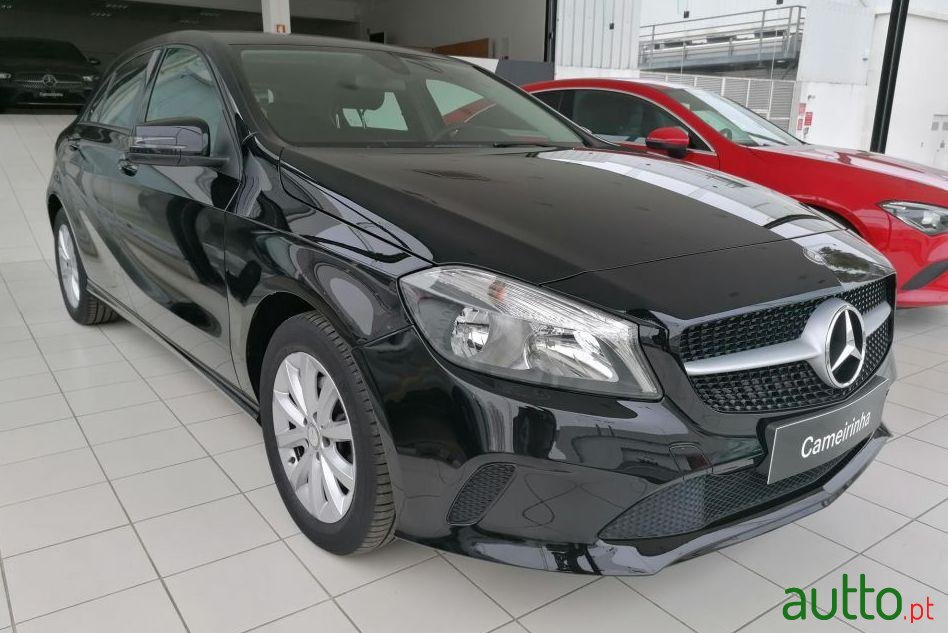 2016' Mercedes-Benz A-160 photo #3