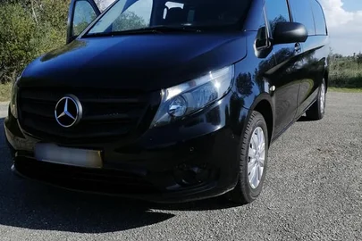 2016' Mercedes-Benz Vito adaptada a transporte de defic