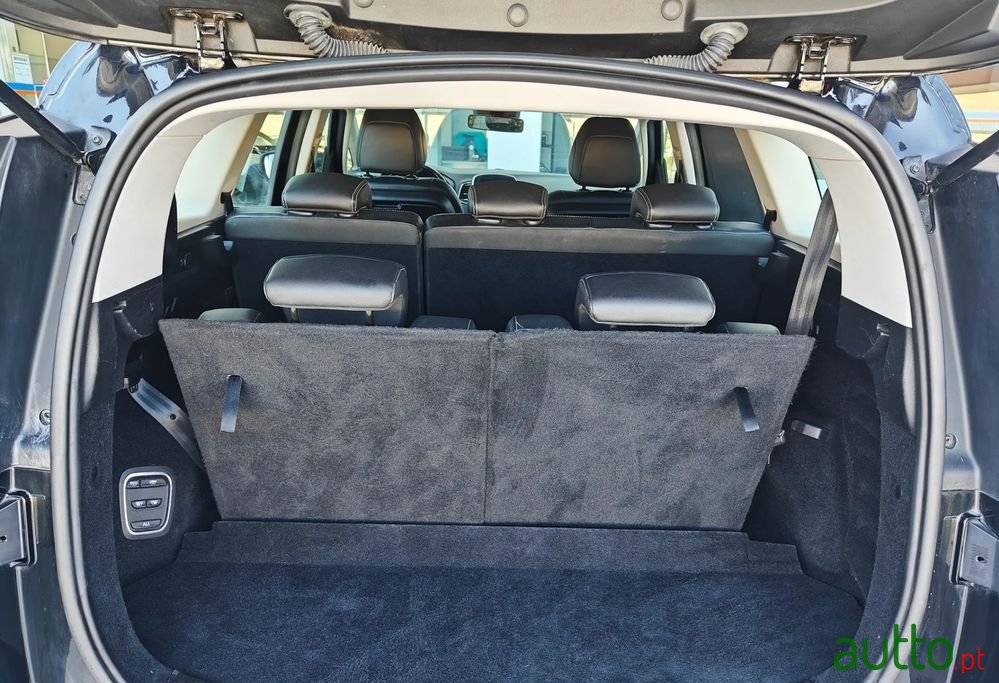 2017' Renault Grand Scenic photo #5