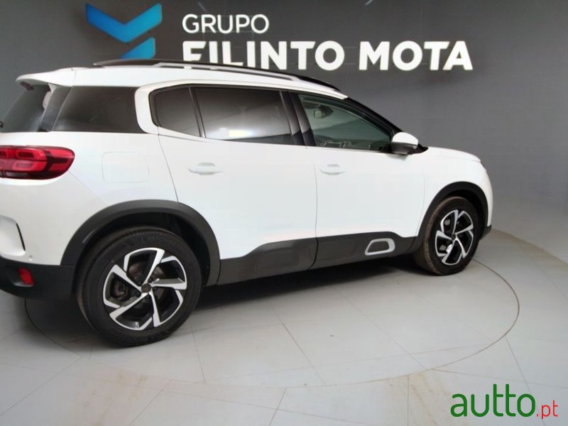 2019' Citroen C5 Aircross photo #2