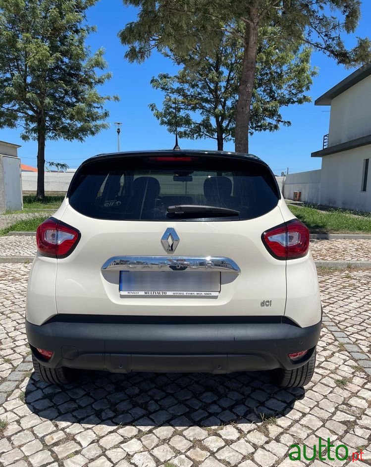 2016' Renault Captur 1.5 Dci photo #3