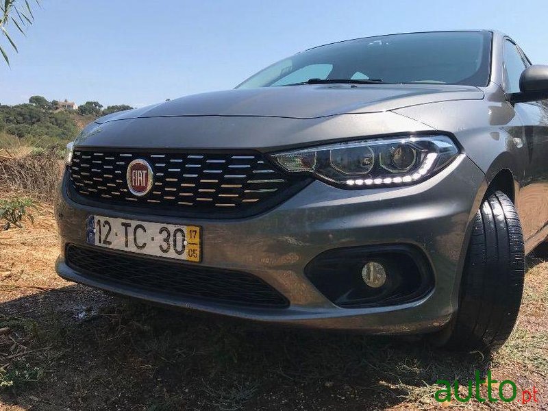 2017' Fiat Tipo Van photo #3