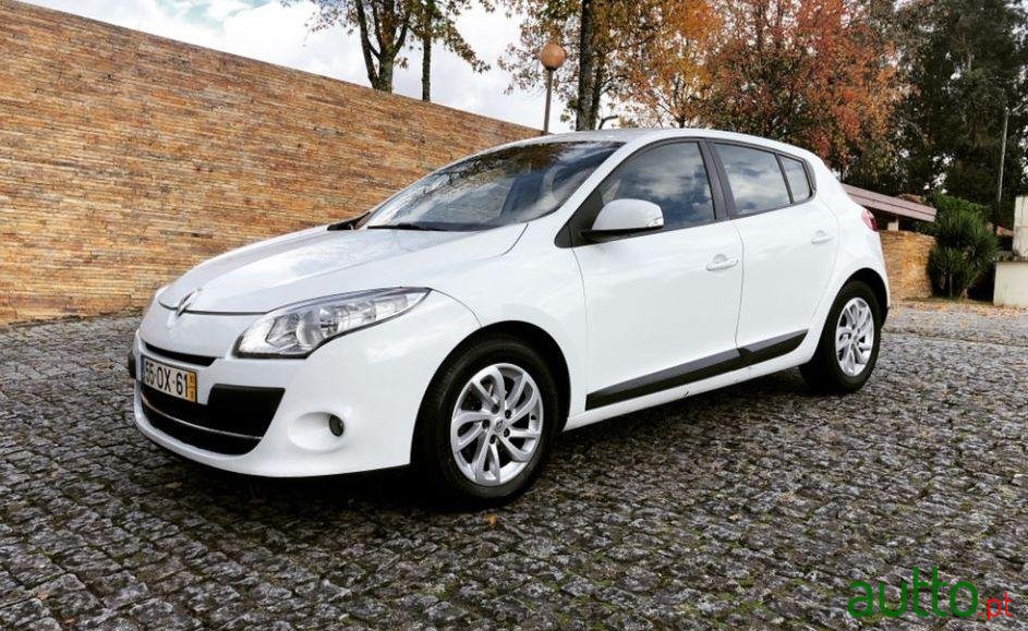 2010' Renault Megane Impecável 2010 photo #1