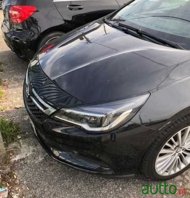 2016' Opel Astra Sports Tourer photo #3