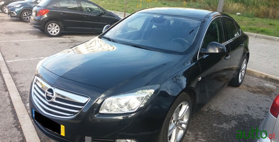 2010' Opel Insignia photo #3