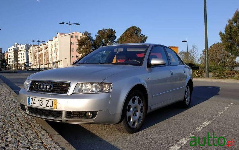 2013' Audi A4 photo #2