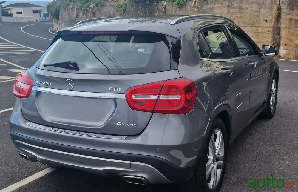 2014' Mercedes-Benz Classe Gla Cdi 4-Matic photo #3