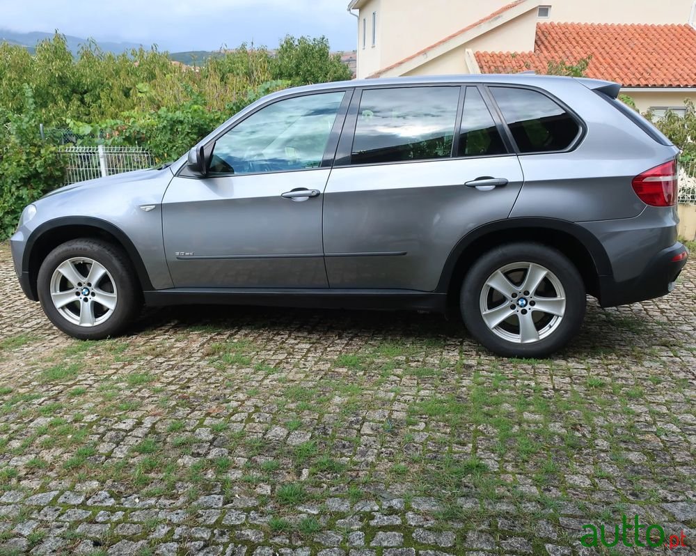 2009' BMW Série X 35 D Xdrive photo #2