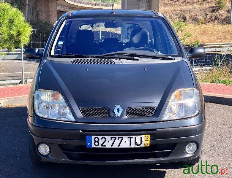 2002' Renault Scenic photo #3