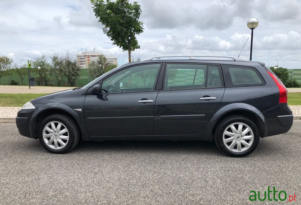 2007' Renault Megane Break photo #3