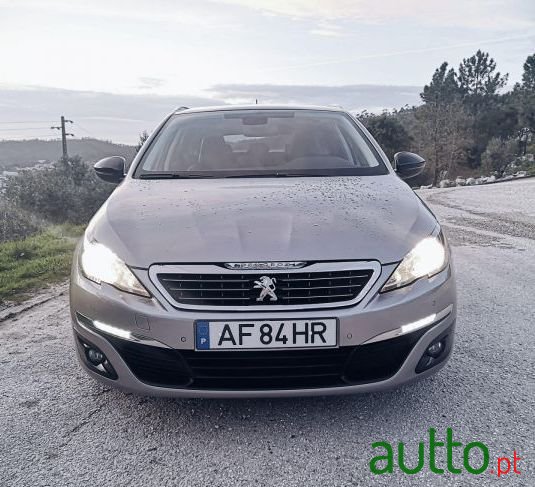 2015' Peugeot 308 Sw photo #2