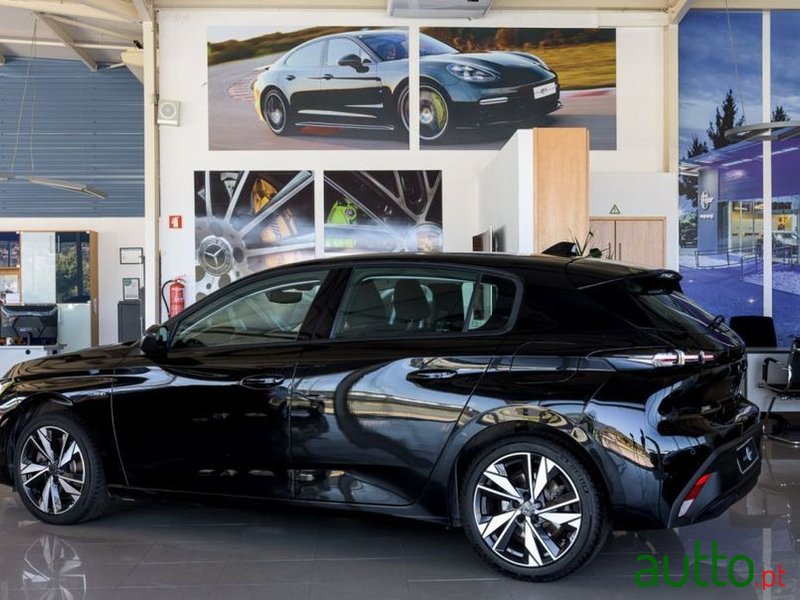 2022' Peugeot 308 photo #3