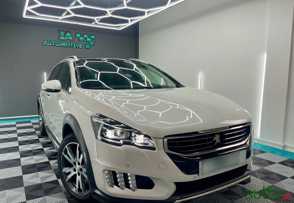2015' Peugeot 508 RXH photo #3
