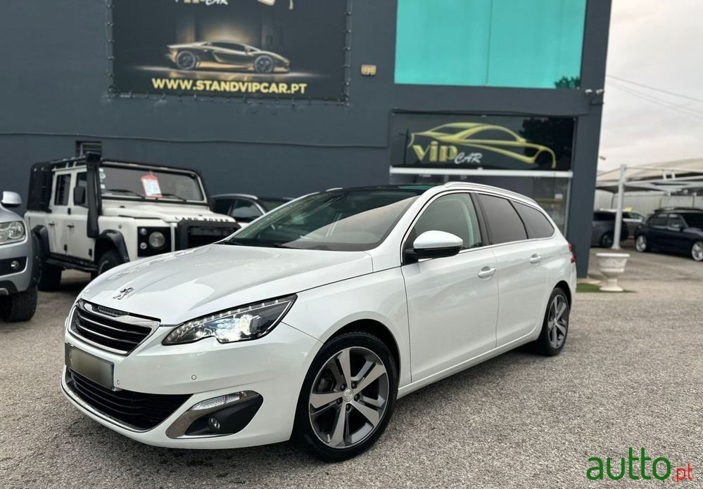 2016' Peugeot 308 Sw photo #1