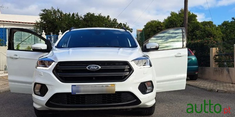 2018' Ford Kuga photo #1