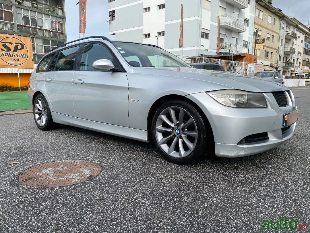 2008' BMW 320 photo #5