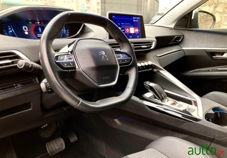 2017' Peugeot 3008 photo #4