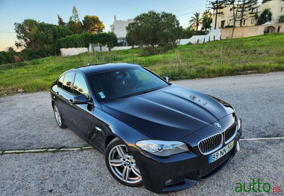 2013' BMW 525 photo #1