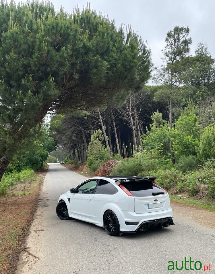 2009' Ford Focus 2.5 T Rs photo #2