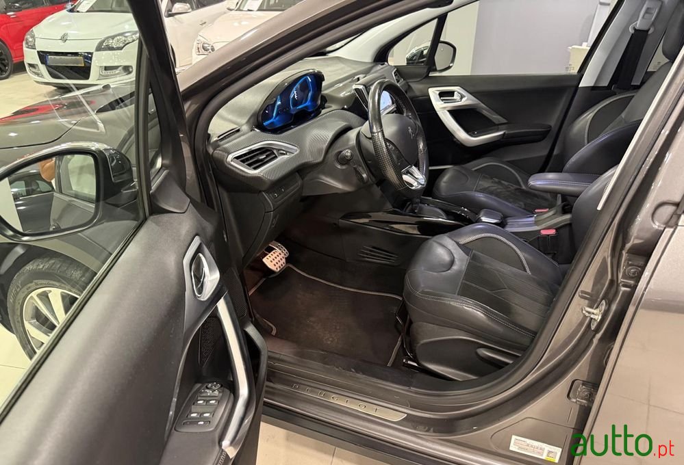 2017' Peugeot 208 photo #5