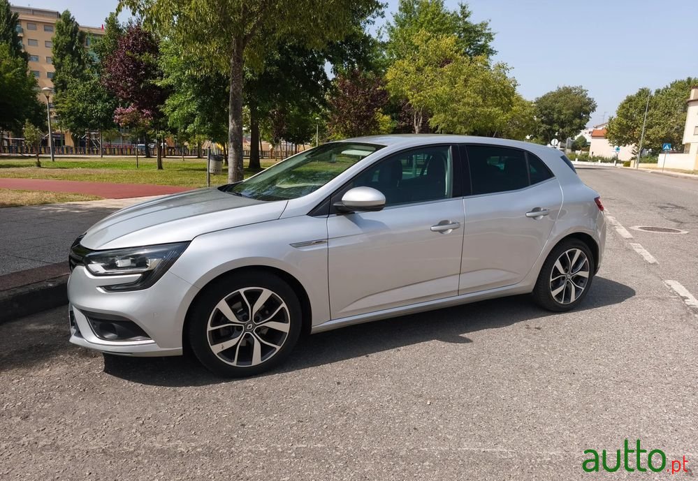 2016' Renault Megane photo #5