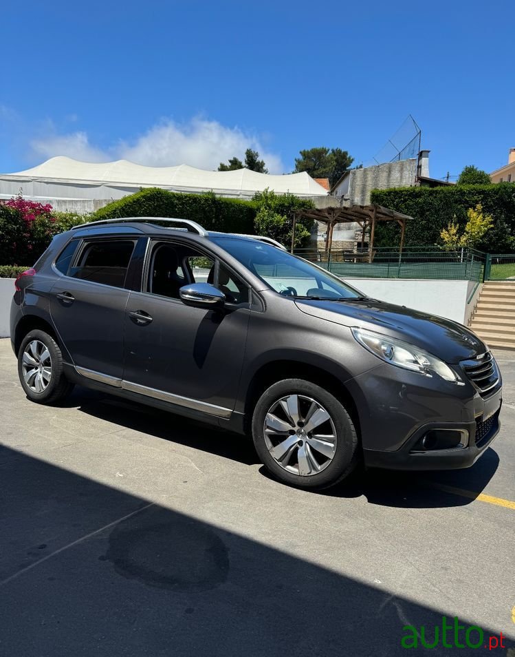 2016' Peugeot 2008 photo #1
