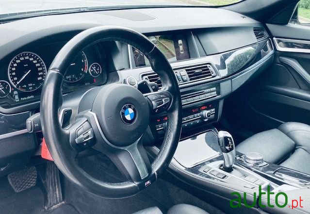 2016' BMW 520 photo #3