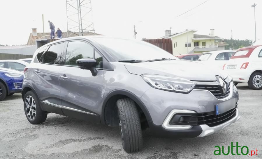 2019' Renault Captur photo #4
