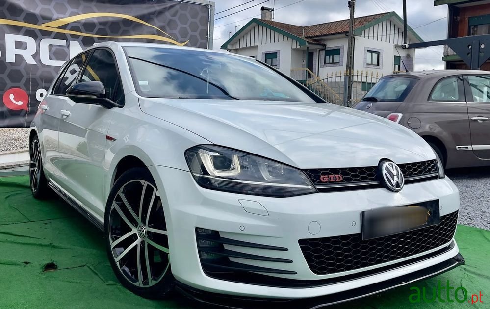 2014' Volkswagen Golf 2.0 Tdi Gtd photo #4