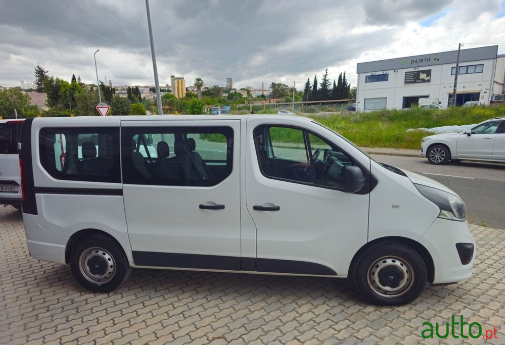 2016' Opel Vivaro photo #3