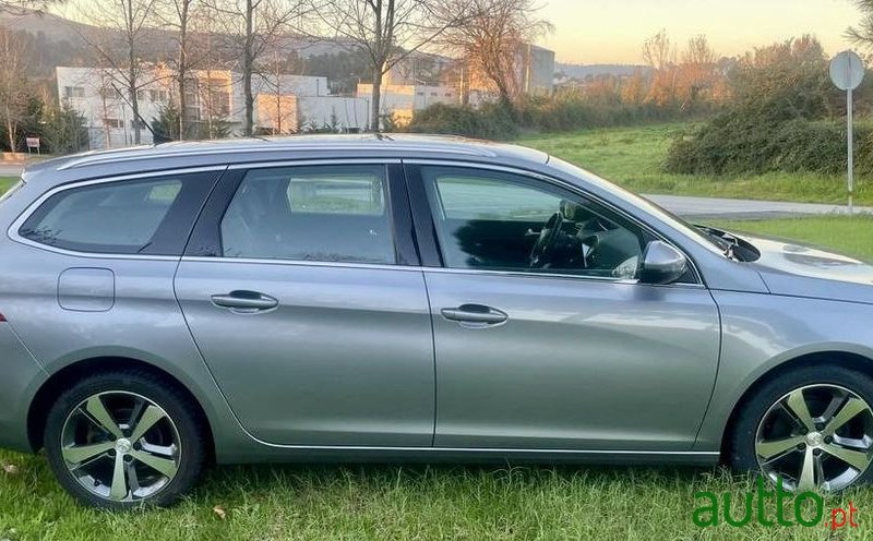 2018' Peugeot 308 Sw photo #4