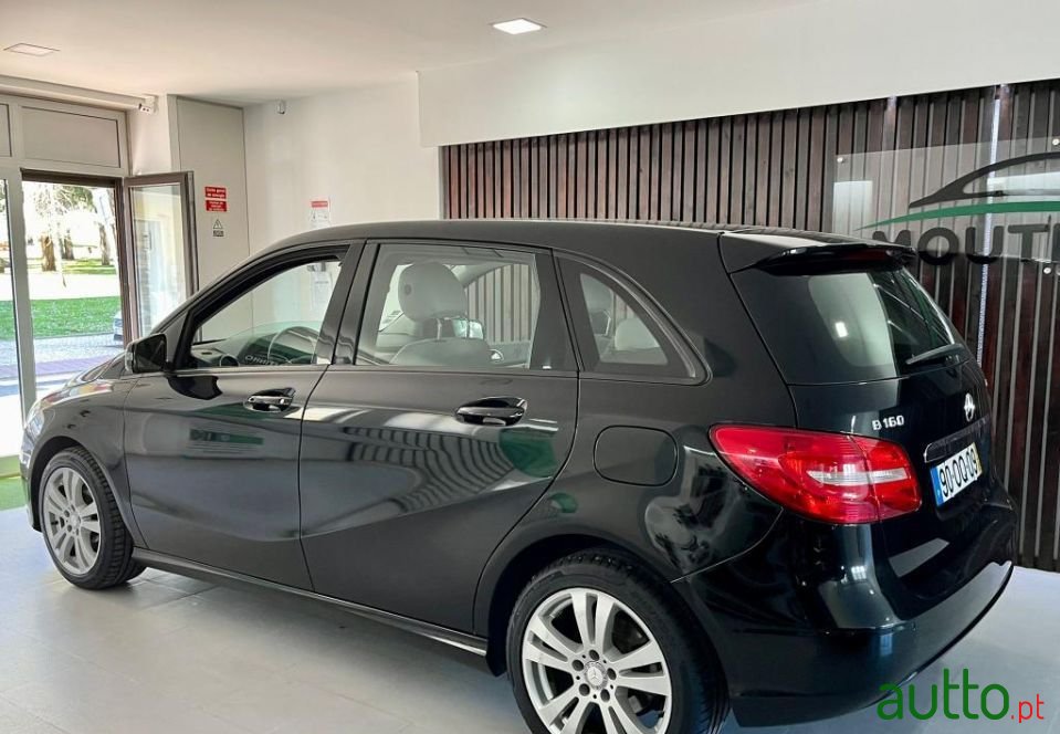 2014' Mercedes-Benz B-160 photo #3