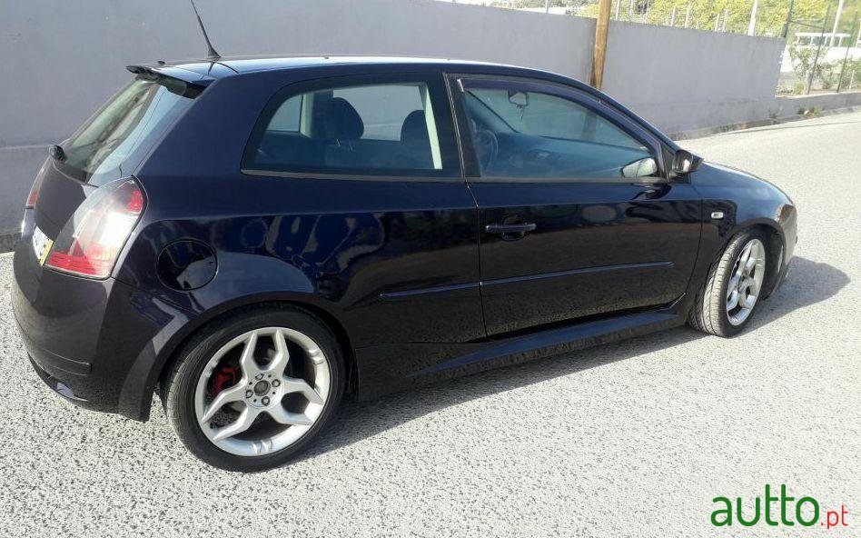2002' Fiat Stilo photo #2