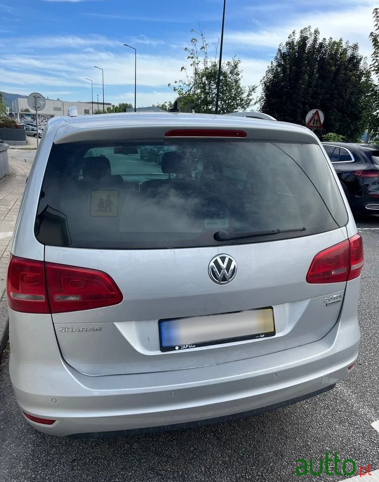 2012' Volkswagen Sharan photo #4