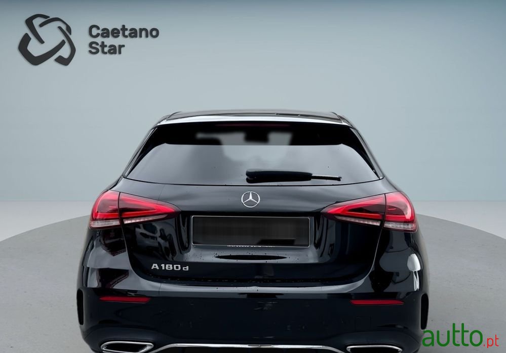 2020' Mercedes-Benz A 180 photo #5