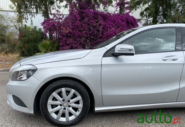 2015' Mercedes-Benz A-180 photo #4